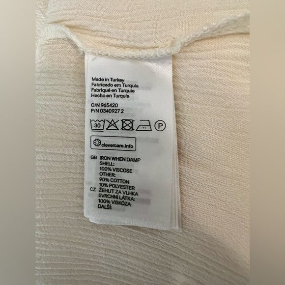 Ivory Blouse w/Embroidery Sz 6, By H&M - Picture 10 of 10